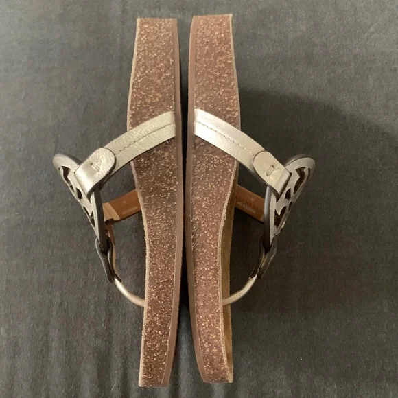 Tory Burch Miller Cloud sandals with Mettalic Gold and Tan. - Picture 10 of 12
